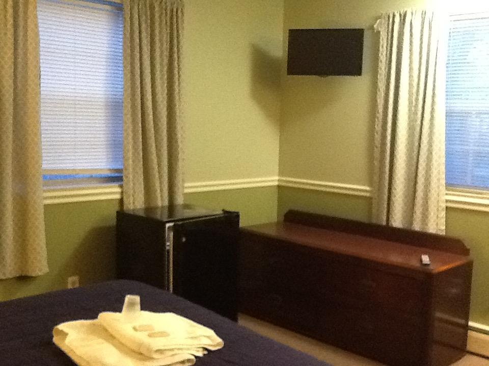 Brookside House Hotel Quincy Ngoại thất bức ảnh